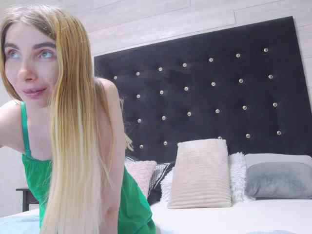 Ella-Lizzie webcam
