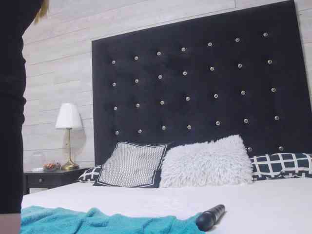 Ella-Lizzie webcam