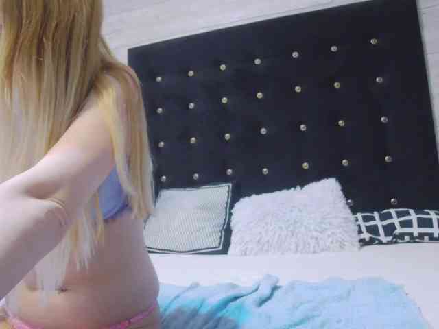 Ella-Lizzie webcam