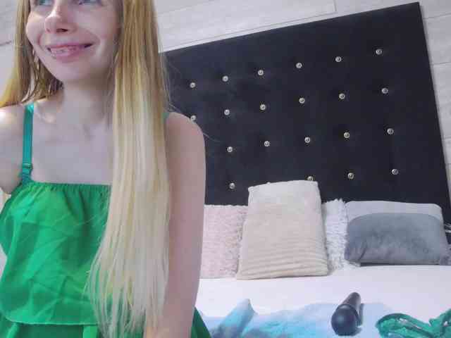 Ella-Lizzie webcam