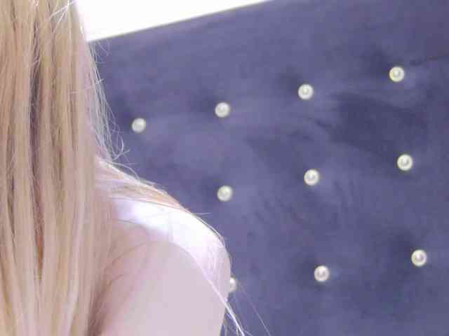 Ella-Lizzie webcam