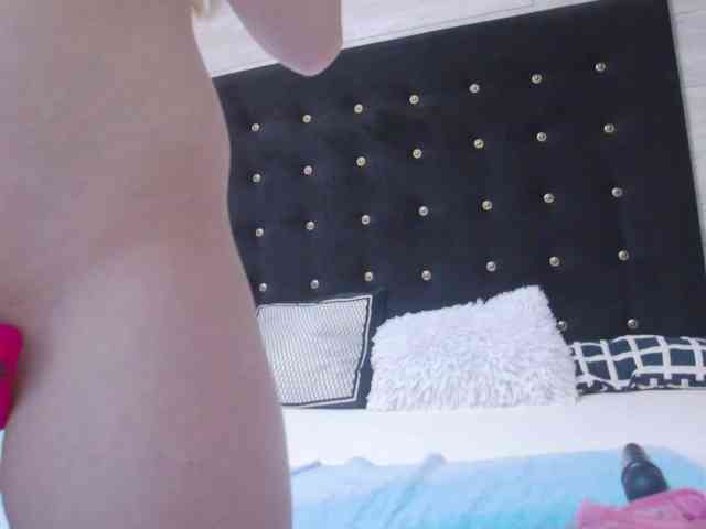 Ella-Lizzie webcam