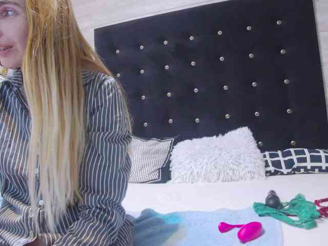 Ella-Lizzie webcam