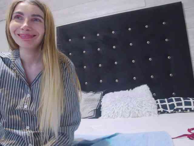 Ella-Lizzie webcam