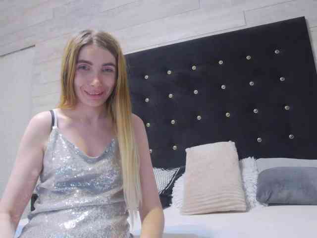 Ella-Lizzie webcam