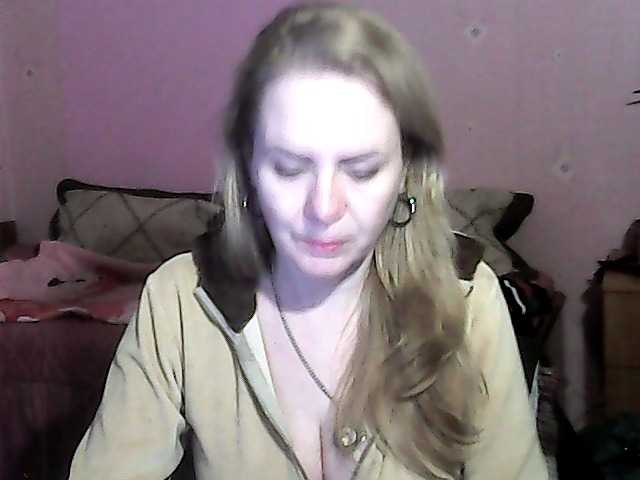 NinaKeil's BongaCams show and profile