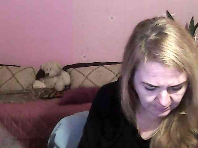 NinaKeil webcam