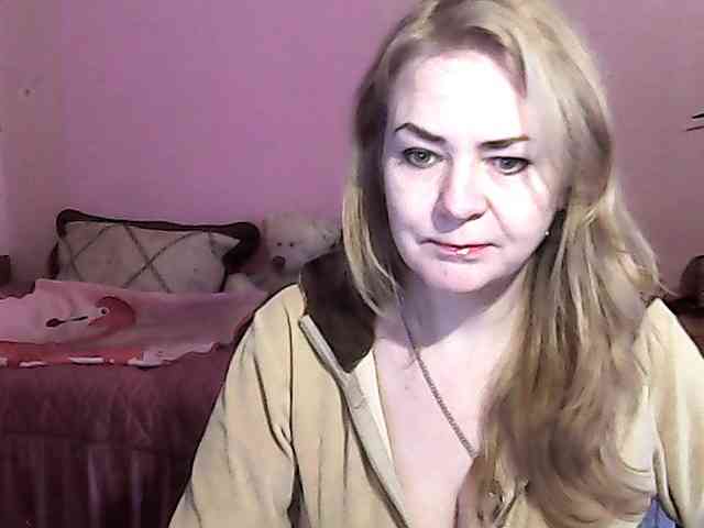 NinaKeil webcam