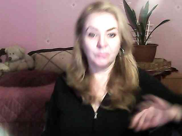 NinaKeil webcam
