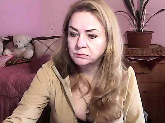 NinaKeil webcam