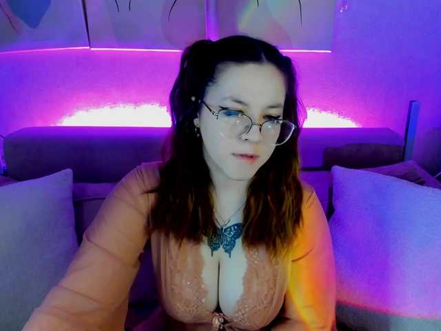 Krysa-dapp's BongaCams show and profile