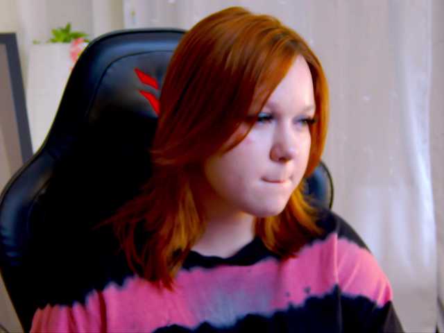 VelvettVixxen – webcam model profile photo