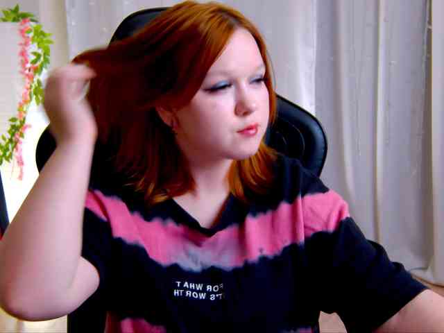 VelvettVixxen webcam