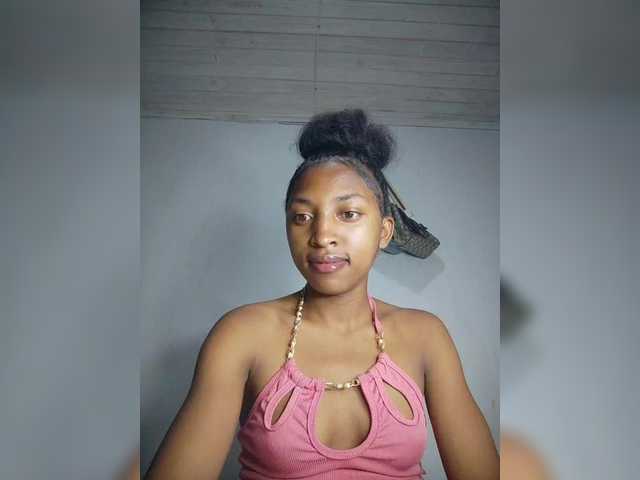 Annais19 from BongaCams is Freechat