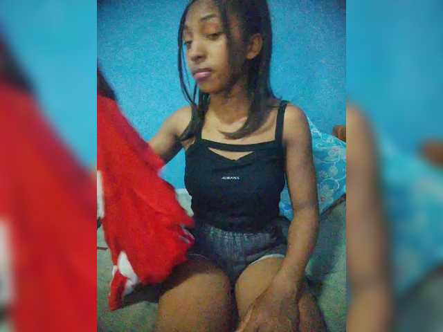 Annais19's BongaCams show and profile