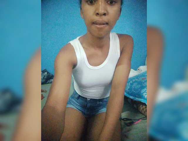 Annais19's BongaCams show and profile