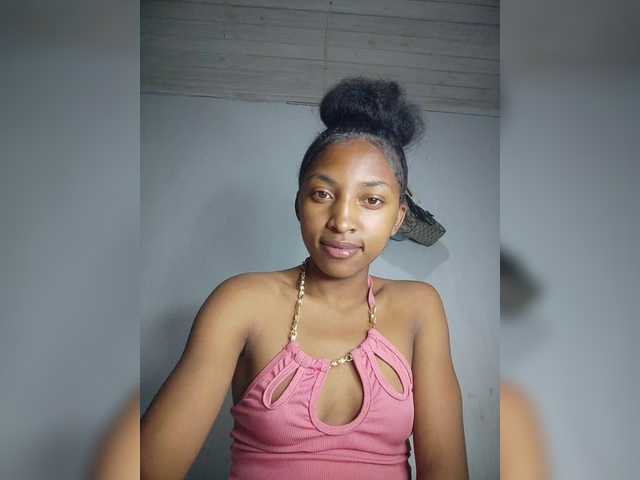 Annais19 from BongaCams is Freechat