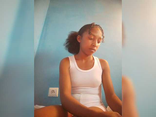 Annais19 from BongaCams is Freechat