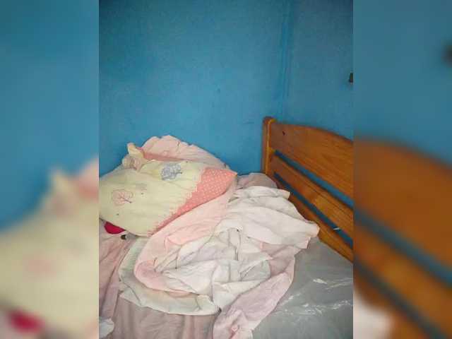 Annais19's BongaCams show and profile