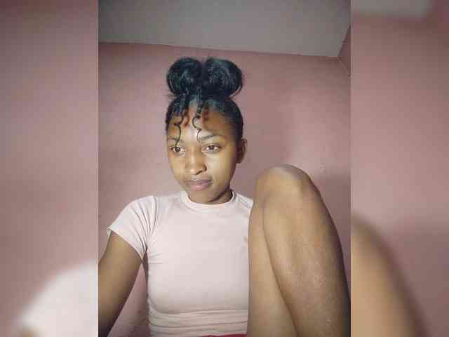 Annais19 Live Webcam on BongaCams