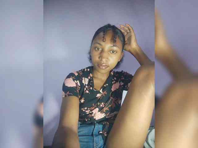Annais19 Live Webcam on BongaCams
