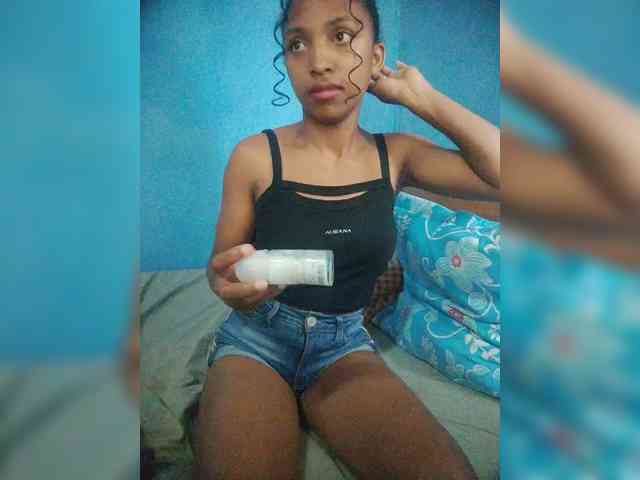 Annais19 Live Webcam on BongaCams