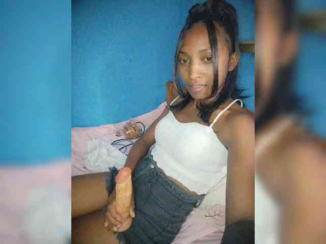 Annais19 Live Webcam on BongaCams