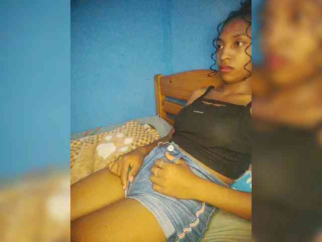 Annais19 Live Webcam on BongaCams