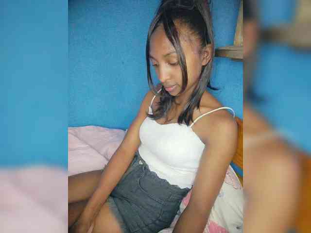 Annais19 Live Webcam on BongaCams