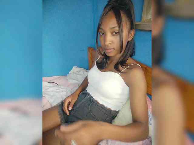 Annais19 Live Webcam on BongaCams