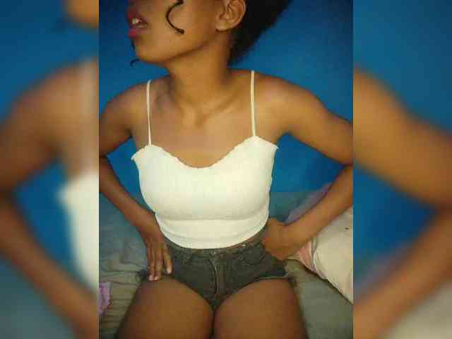 Annais19 Live Webcam on BongaCams