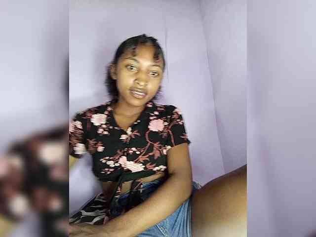 Annais19 Live Webcam on BongaCams
