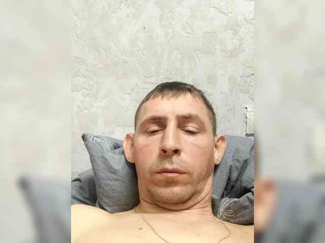 Muxus1 Live Webcam on BongaCams