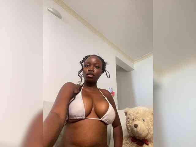 Pyp1gurl webcam