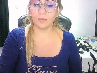 Mariana0x Porn Show