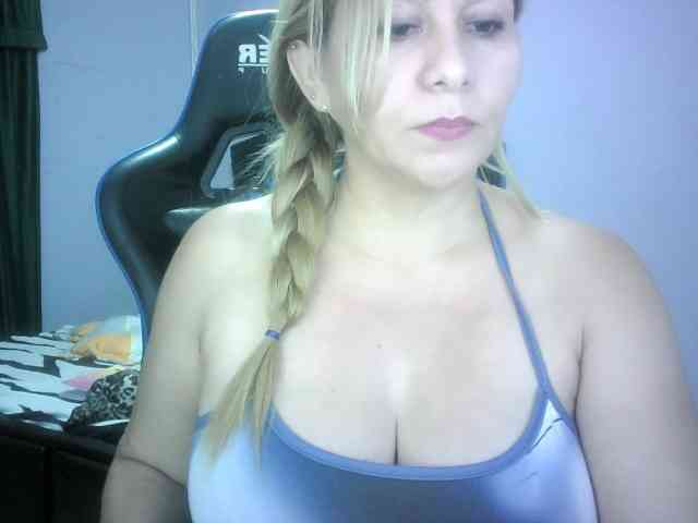 Mariana0x webcam