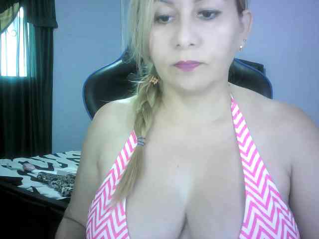 Mariana0x webcam