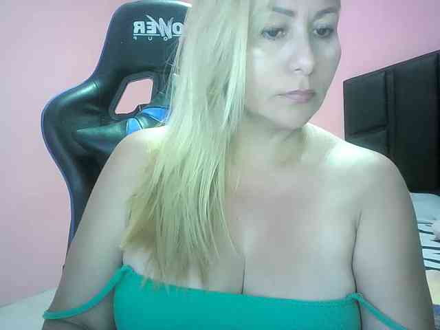 Mariana0x webcam