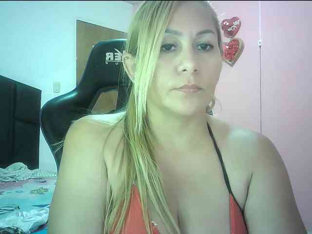 Mariana0x webcam
