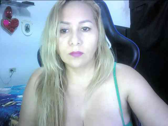 Mariana0x webcam