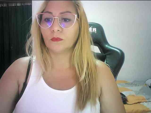 Mariana0x webcam