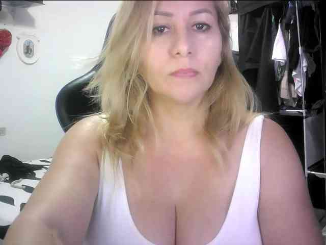 Mariana0x webcam