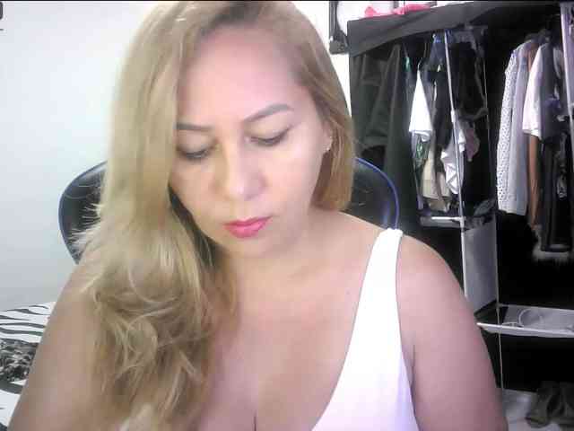 Mariana0x webcam