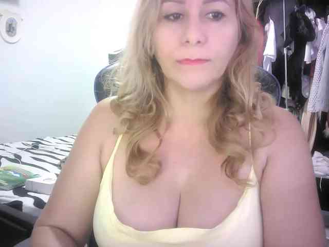 Mariana0x webcam
