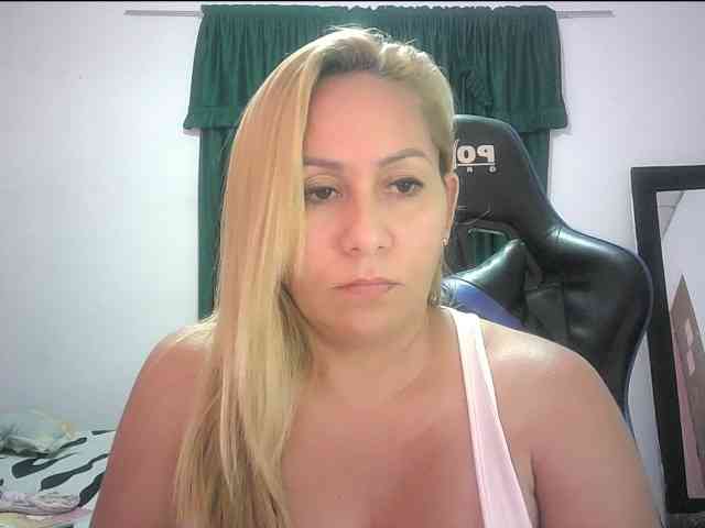 Mariana0x webcam