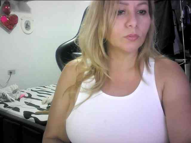 Mariana0x webcam
