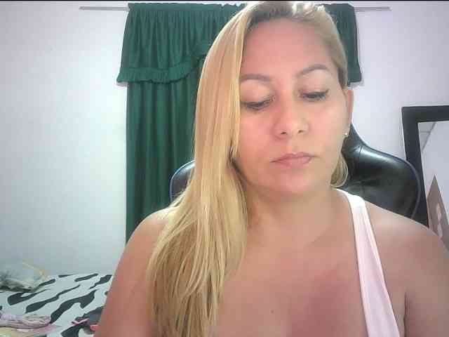 Mariana0x webcam