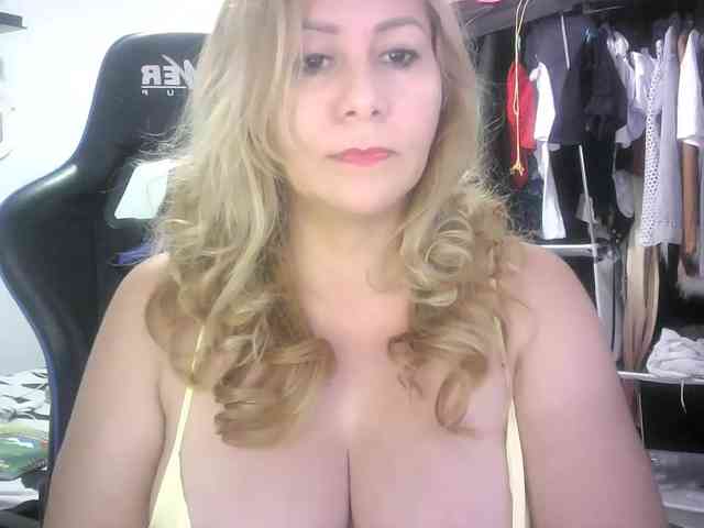 Mariana0x webcam