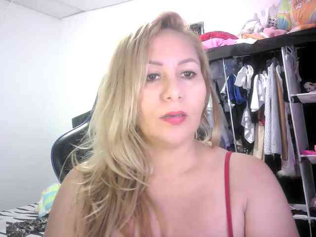 Mariana0x bongacams