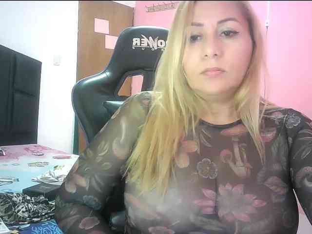 Mariana0x webcam